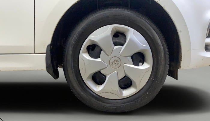 2023 Tata TIGOR XZ CNG, CNG, Manual, 26,747 km, Right Front Wheel