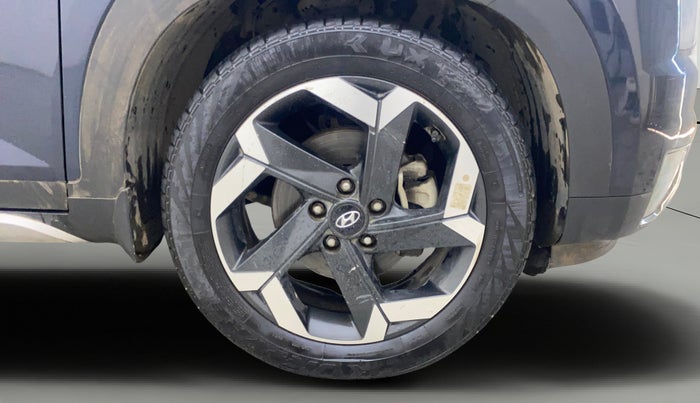 2022 Hyundai ALCAZAR PLATINUM 1.5 MT 7STR, Diesel, Manual, 80,331 km, Right Front Wheel