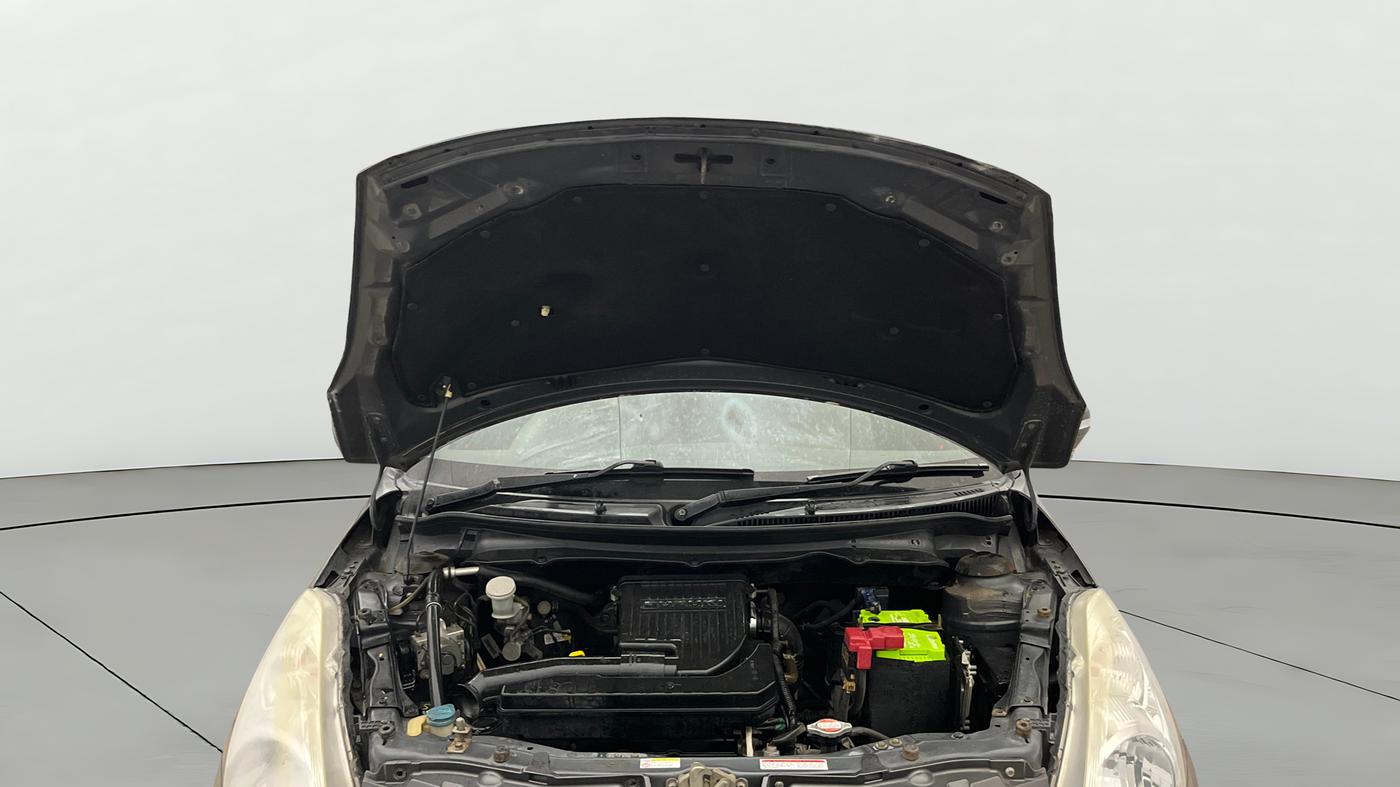 2016 Maruti Swift VXI O, Petrol, Manual, 67,162 km, Open Bonet