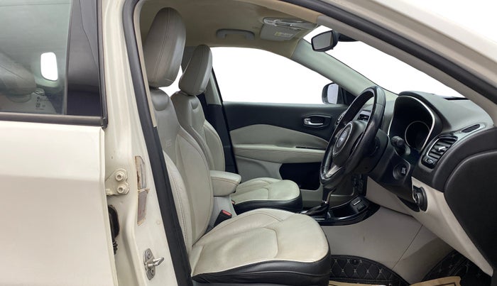 2017 Jeep Compass LIMITED 1.4 PETROL AT, Petrol, Automatic, 70,516 km, Right Side Front Door Cabin