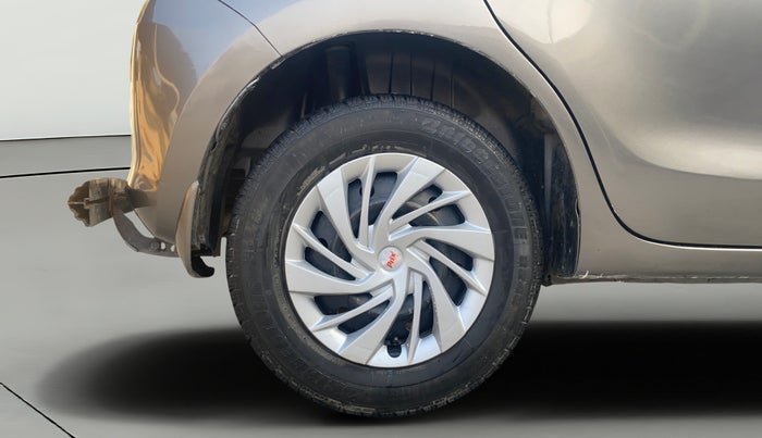 2018 Maruti Swift VDI, Diesel, Manual, 76,464 km, Right Rear Wheel