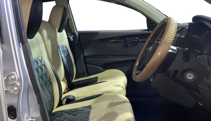 2017 Mahindra KUV 100 NXT K2 P 6 STR, Petrol, Manual, 38,530 km, Right Side Front Door Cabin