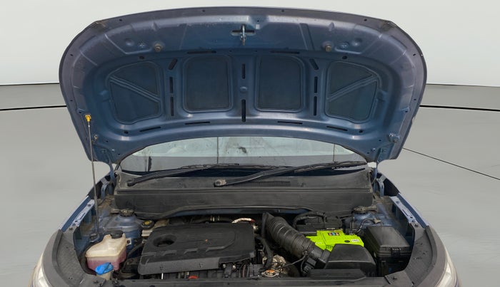 2021 Hyundai VENUE SX 1.5 CRDI, Diesel, Manual, 1,15,100 km, Open Bonet