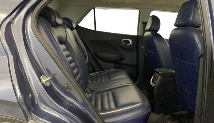 2019 Hyundai VENUE SX 1.0 TURBO, Petrol, Manual, 52,551 km, Right Side Rear Door Cabin