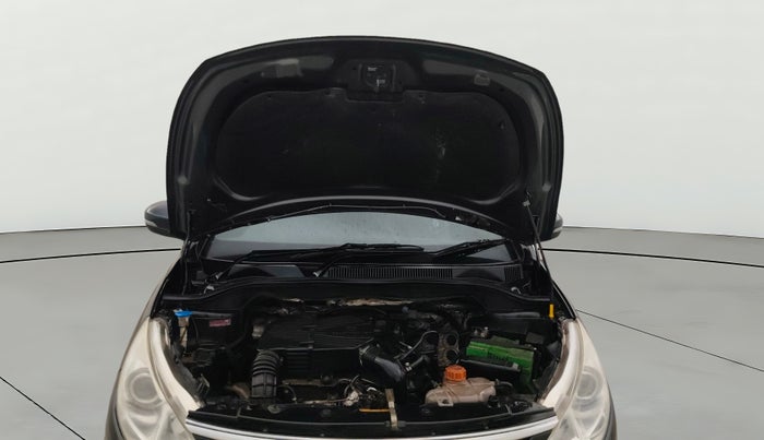 2015 Tata Zest XT PETROL, Petrol, Manual, 75,248 km, Open Bonet