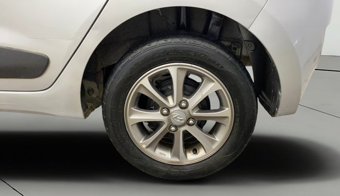 2016 Hyundai Grand i10 ASTA (O) 1.2 KAPPA VTVT, Petrol, Manual, 28,183 km, Left Rear Wheel