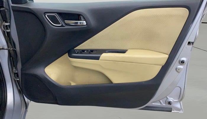 2019 Honda City 1.5L I-VTEC VX CVT, Petrol, Automatic, 16,908 km, Driver Side Door Panels Control
