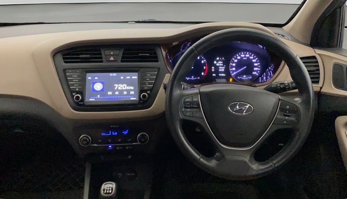 2017 Hyundai Elite i20 ASTA 1.2 (O), Petrol, Manual, 70,081 km, Steering Wheel Close Up