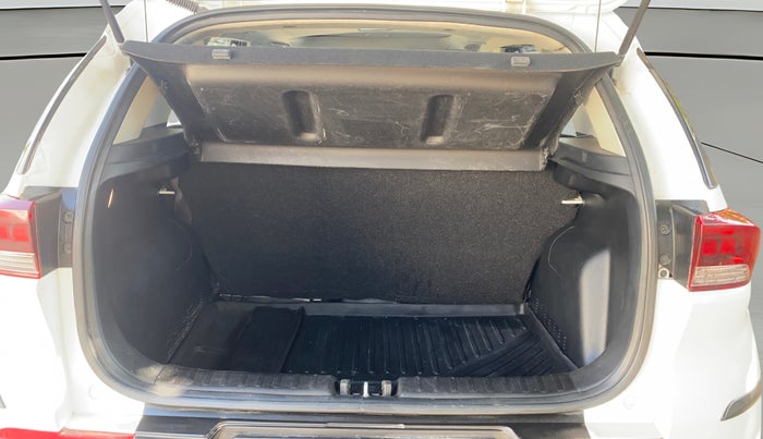 2023 KIA SONET HTX 1.0 IMT, Petrol, Manual, 19,847 km, Boot Open Zoomed View