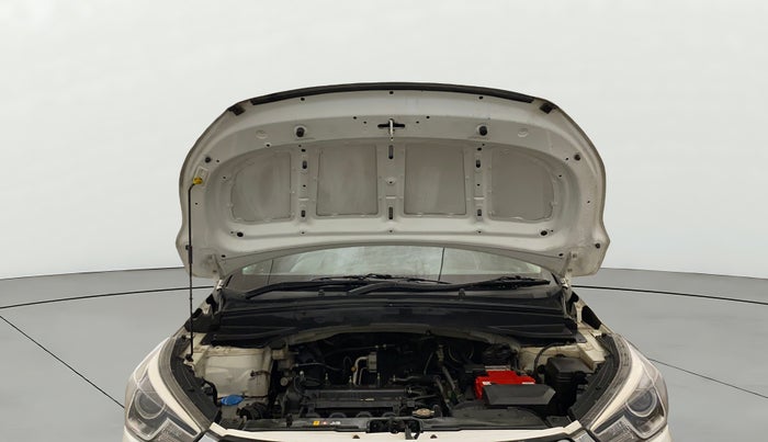 2018 Hyundai Creta SX 1.6 PETROL DUAL TONE, Petrol, Manual, 82,577 km, Open Bonet