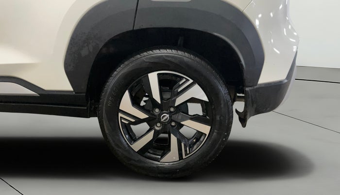 2025 Nissan MAGNITE N-Connecta B4D 1.0 Petrol AMT, Petrol, Automatic, 9,435 km, Left Rear Wheel