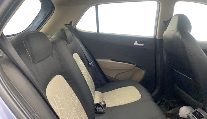 2017 Hyundai Grand i10 SPORTZ 1.2 KAPPA VTVT, Petrol, Manual, 59,459 km, Right Side Rear Door Cabin