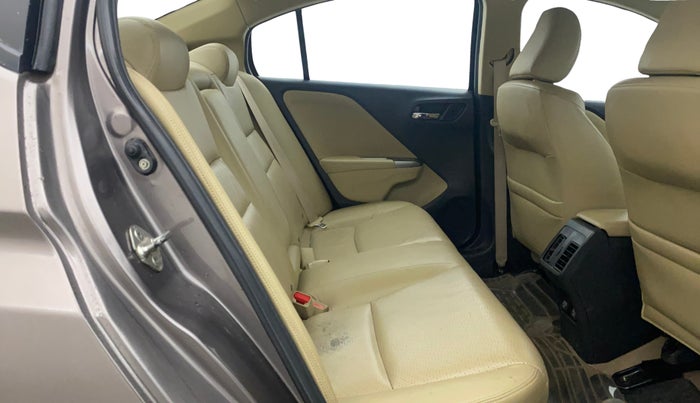 2016 Honda City 1.5L I-VTEC VX CVT, Petrol, Automatic, 65,957 km, Right Side Rear Door Cabin