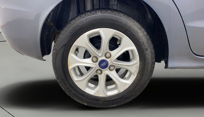 2015 Ford Figo Aspire TITANIUM 1.5 PETROL AT, Petrol, Automatic, 76,881 km, Right Rear Wheel