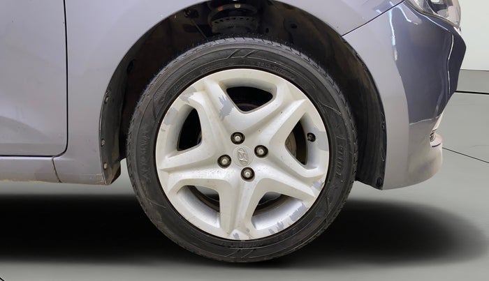 2017 Hyundai Elite i20 ASTA 1.2, Petrol, Manual, 54,060 km, Right Front Wheel