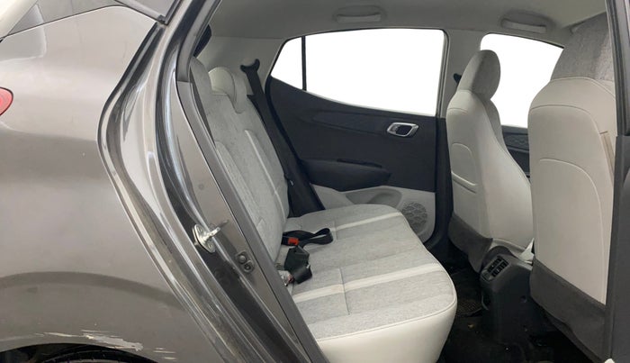 2022 Hyundai GRAND I10 NIOS SPORTZ AMT 1.2 KAPPA VTVT, Petrol, Automatic, 18,767 km, Right Side Rear Door Cabin