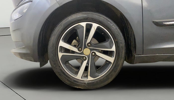 2021 Tata ALTROZ XZ PETROL, Petrol, Manual, 49,467 km, Left Front Wheel