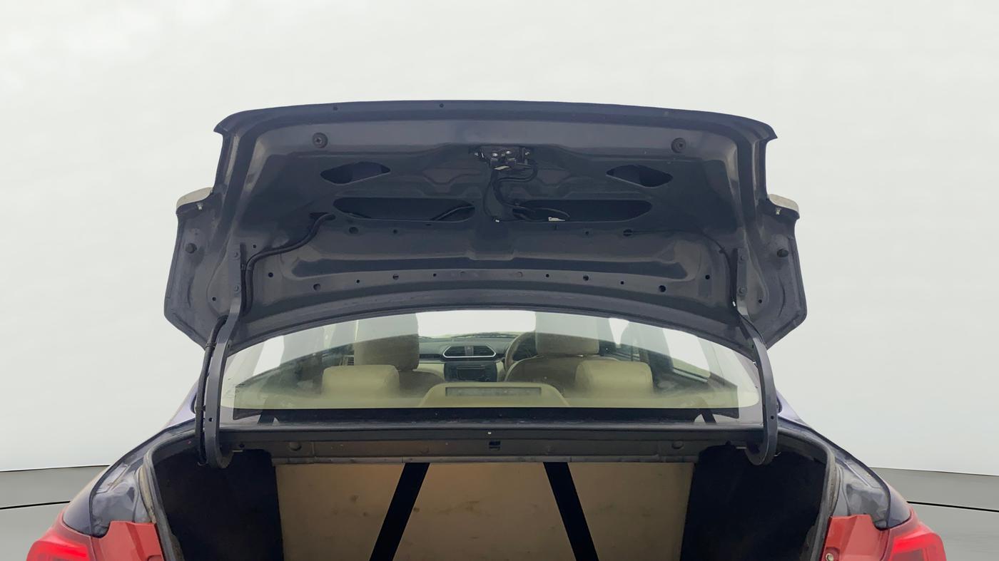 2020 Maruti Dzire VXI, Petrol, Manual, 71,052 km, Boot Door Open