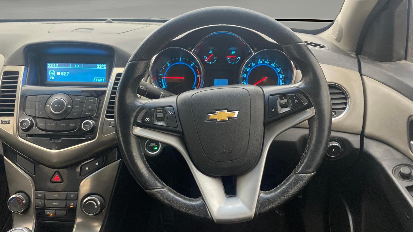 2015 Chevrolet Cruze LTZ, Diesel, Manual, 75,611 km, Steering Wheel Close Up