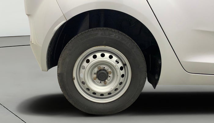 2021 Tata ALTROZ XE PETROL, Petrol, Manual, 36,124 km, Right Rear Wheel