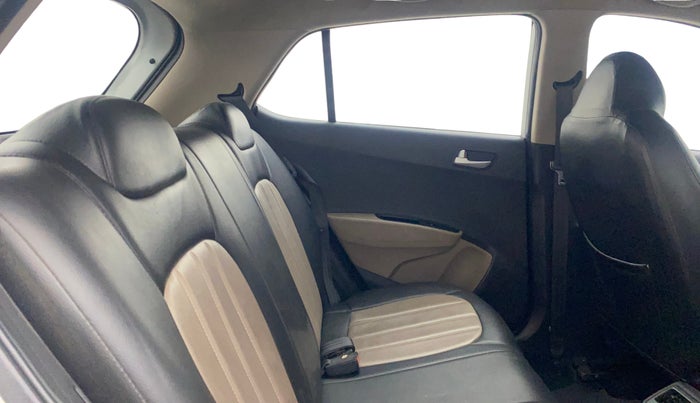 2018 Hyundai Grand i10 SPORTZ AT 1.2 KAPPA VTVT, Petrol, Automatic, 61,118 km, Right Side Rear Door Cabin