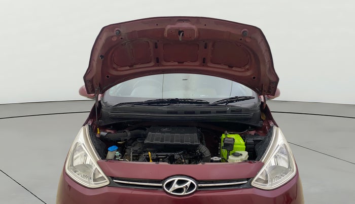 2015 Hyundai Grand i10 SPORTZ 1.2 KAPPA VTVT, Petrol, Manual, 1,01,302 km, Open Bonet