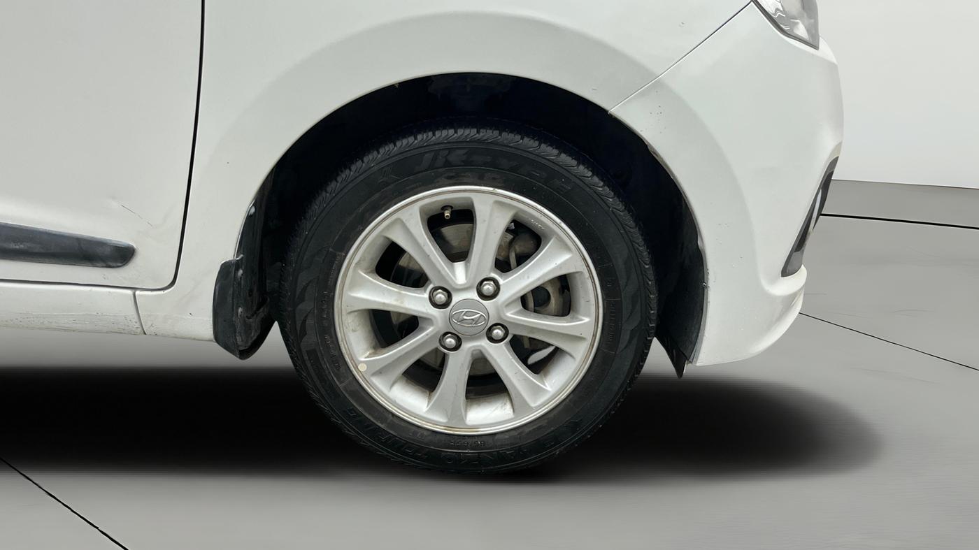 2015 Hyundai Grand i10 ASTA 1.2 KAPPA VTVT, Petrol, Manual, 44,898 km, Right Front Wheel