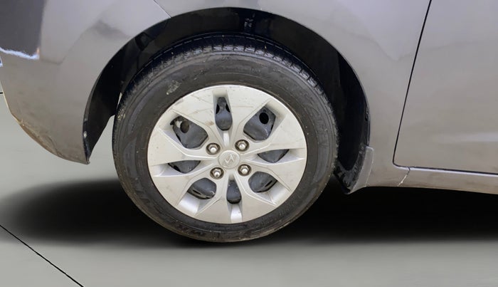 2019 Hyundai Xcent S 1.2, Petrol, Manual, 72,577 km, Left Front Wheel