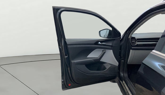 2021 Skoda KUSHAQ STYLE 1.5L TSI MT, Petrol, Manual, 1,06,096 km, LHS Front Door