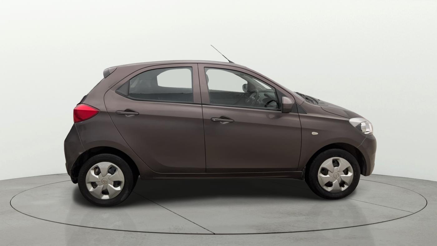 2017 Tata Tiago XT PETROL, Petrol, Manual, 51,821 km, Right Side View
