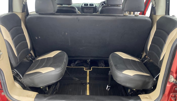 2016 Mahindra TUV300 T8 AMT, Diesel, Automatic, 81,360 km, Third Seat Row ( optional )