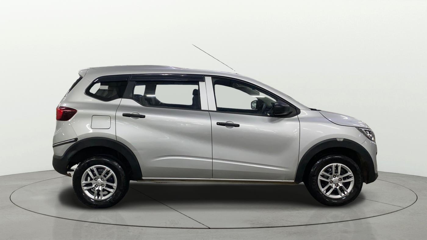 2024 Renault TRIBER RXL MT, Petrol, Manual, 17,563 km, Right Side View