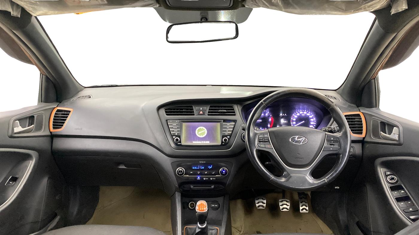 2015 Hyundai i20 Active 1.4 SX, Diesel, Manual, 63,289 km, Dashboard