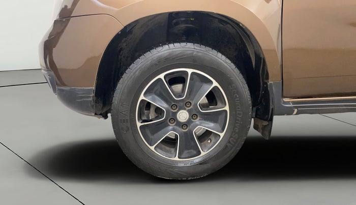 2019 Renault Duster 85 PS RXS MT DIESEL, Diesel, Manual, 1,18,148 km, Left Front Wheel