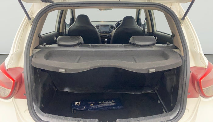 2017 Hyundai Grand i10 ASTA 1.2 KAPPA VTVT, Petrol, Manual, 72,981 km, Boot Open Zoomed View