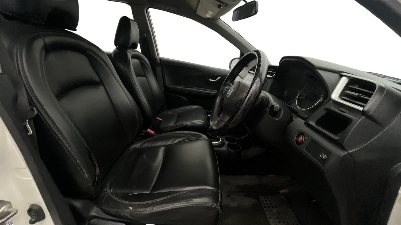 2016 Honda BR-V 1.5L I-VTEC V, Petrol, Manual, 1,15,047 km, Right Side Front Door Cabin