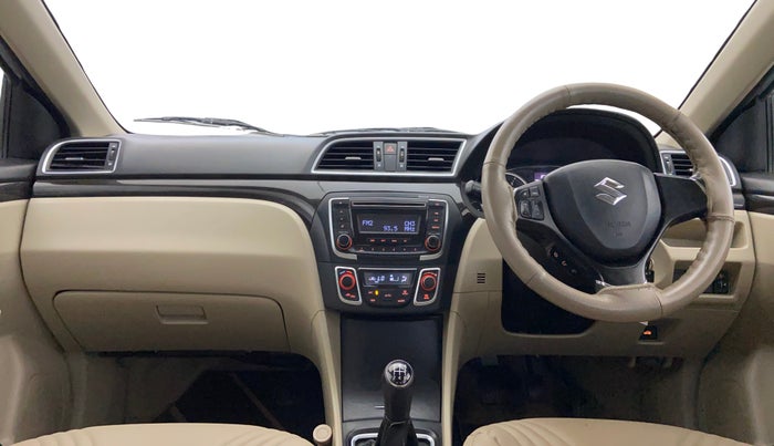 2015 Maruti Ciaz VXI+, Petrol, Manual, 78,414 km, Dashboard