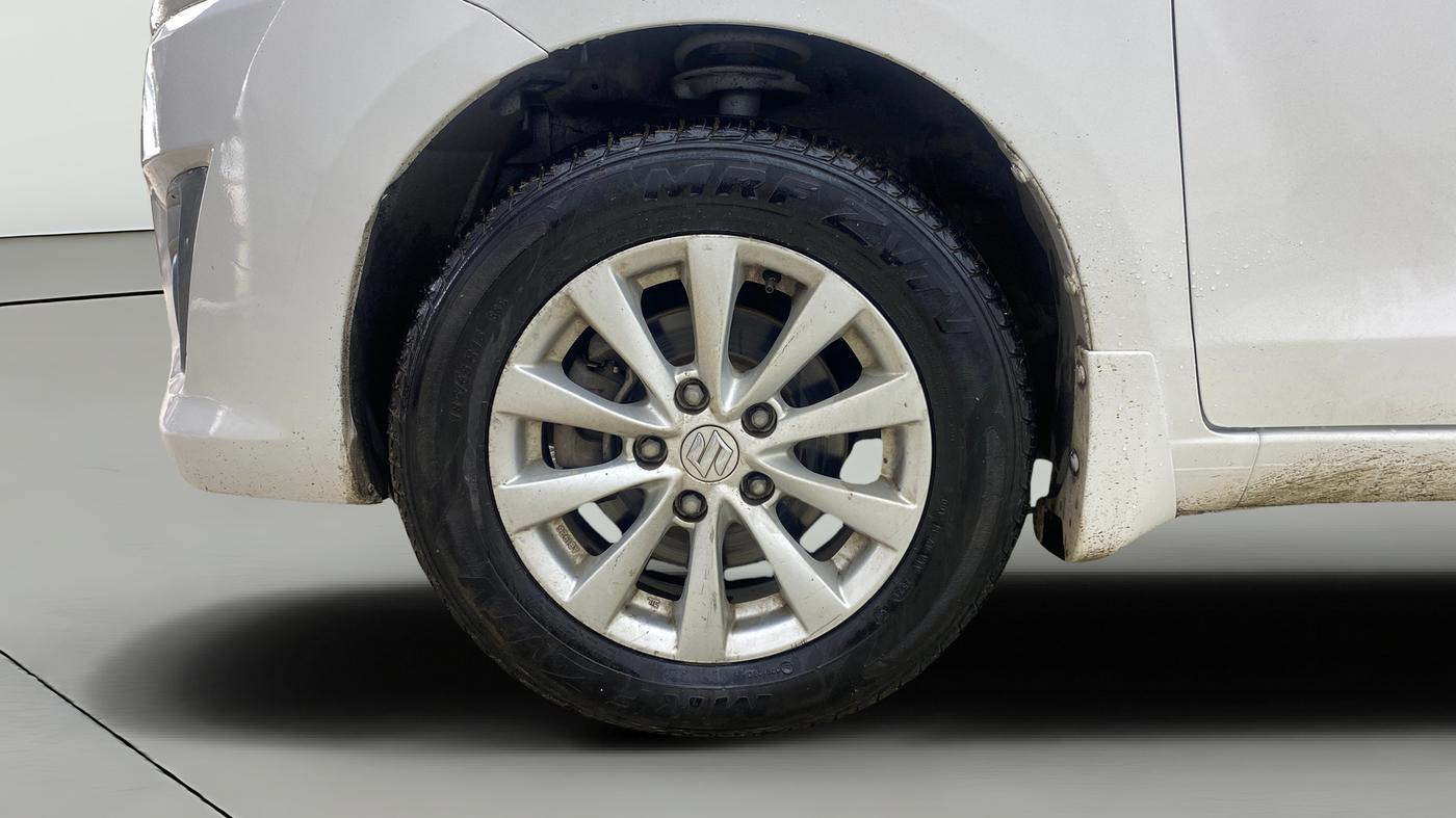 2014 Maruti Ertiga VXI CNG, CNG, Manual, 73,596 km, Left Front Wheel