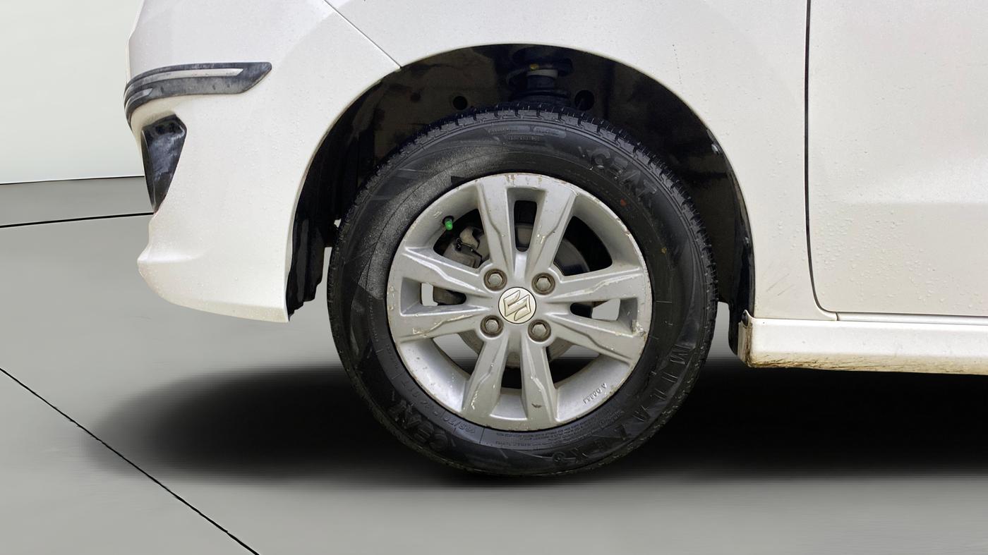 2014 Maruti Wagon R Stingray VXI, Petrol, Manual, 27,024 km, Left Front Wheel