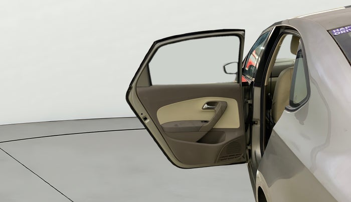 2013 Skoda Rapid ELEGANCE 1.6 MPI MT, Petrol, Manual, 11,245 km, LHS Rear Door