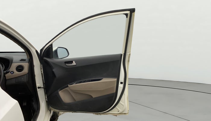 2015 Hyundai Grand i10 ASTA AT 1.2 KAPPA VTVT, Petrol, Automatic, 81,100 km, RHS Front Door