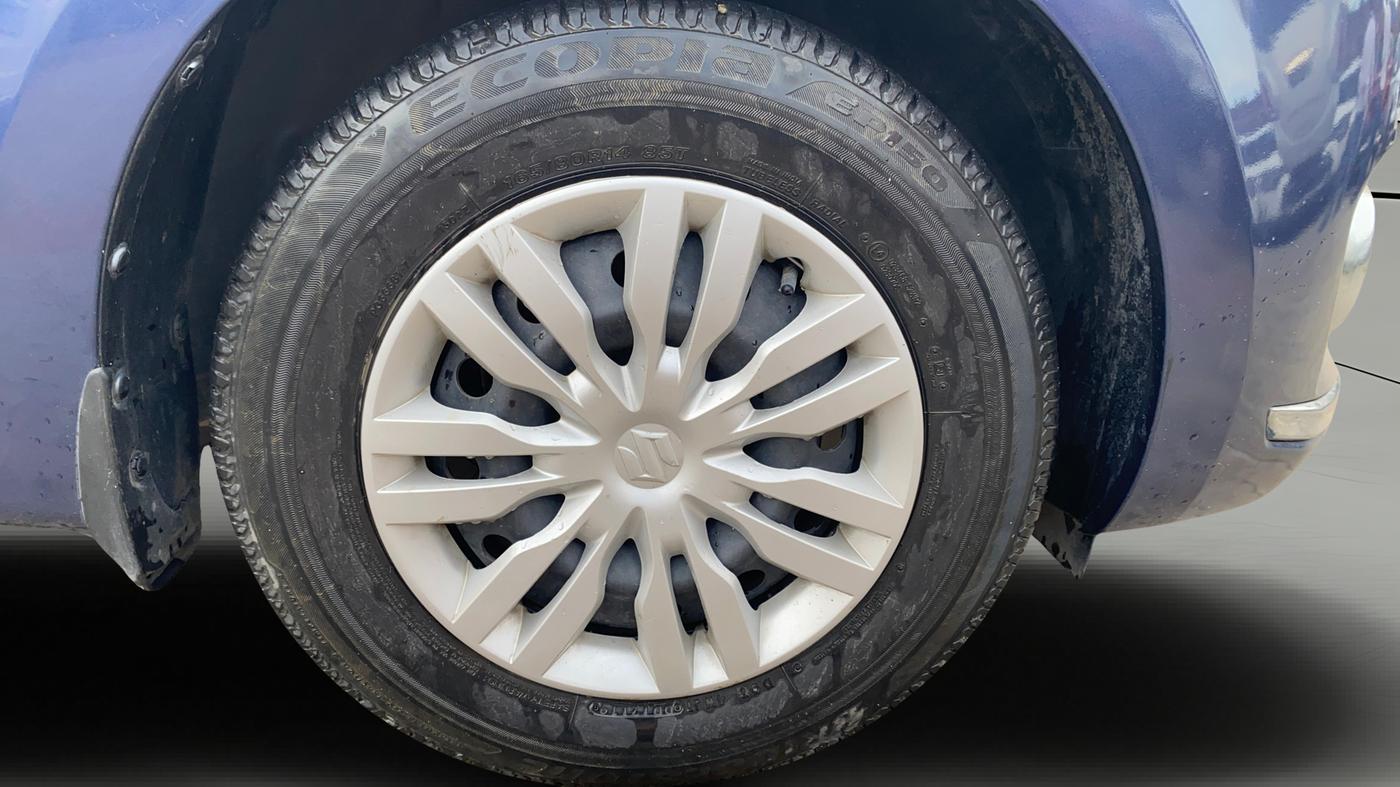 2019 Maruti Dzire VXI, Petrol, Manual, 21,769 km, Right Front Wheel