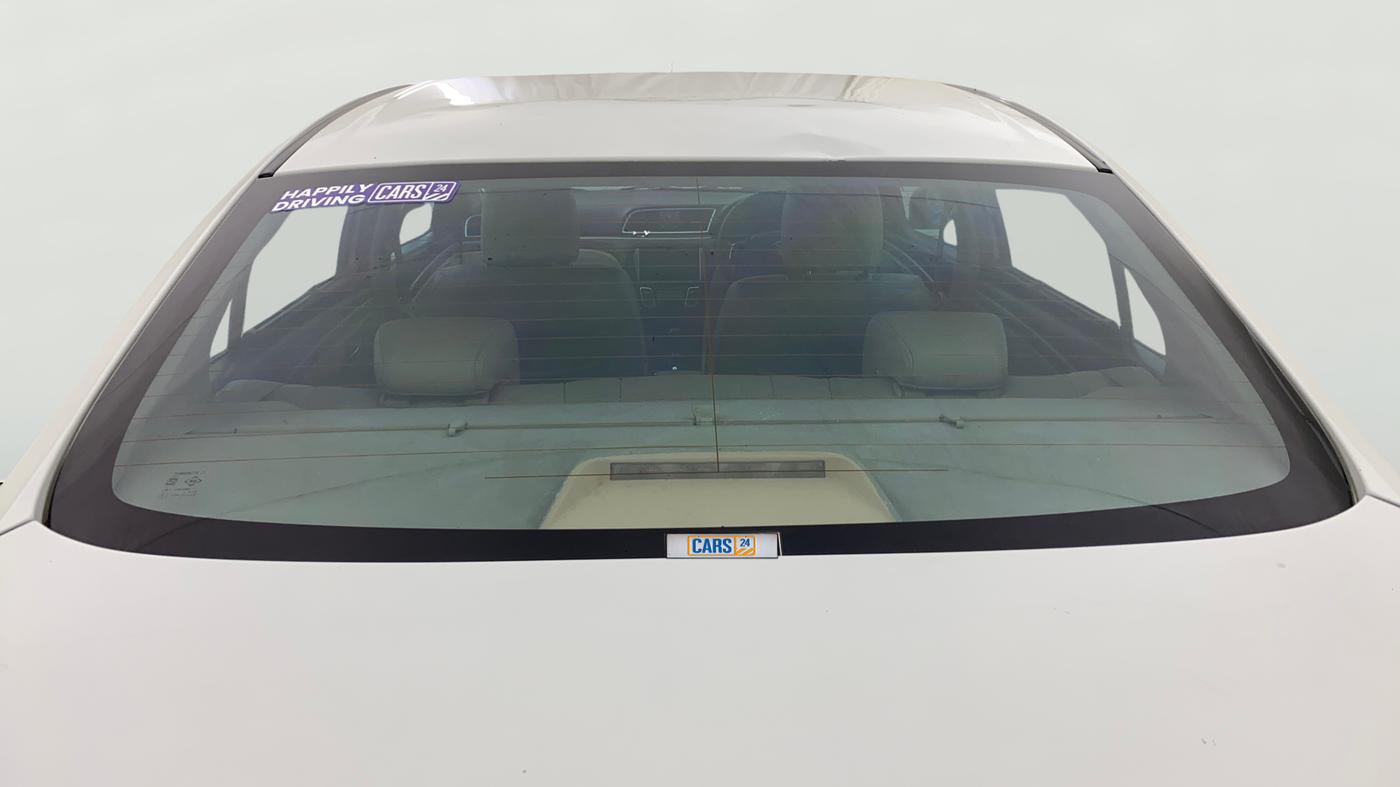 2022 Maruti Ciaz ALPHA  AT 1.5 SHVS PETROL, Petrol, Automatic, 95,494 km, Rear Windshield