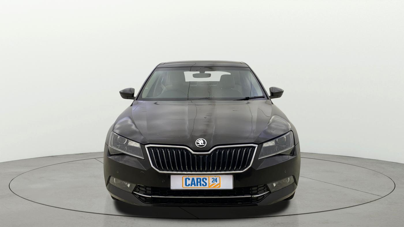 2018 Skoda Superb STYLE 1.8 TSI AT, Petrol, Automatic, 77,473 km, Front