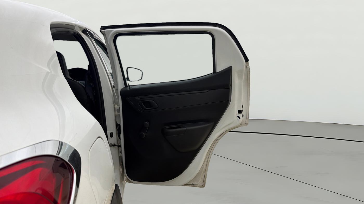 2025 Renault Kwid RXL 1.0 (O), CNG, Manual, 27,203 km, RHS Rear Door