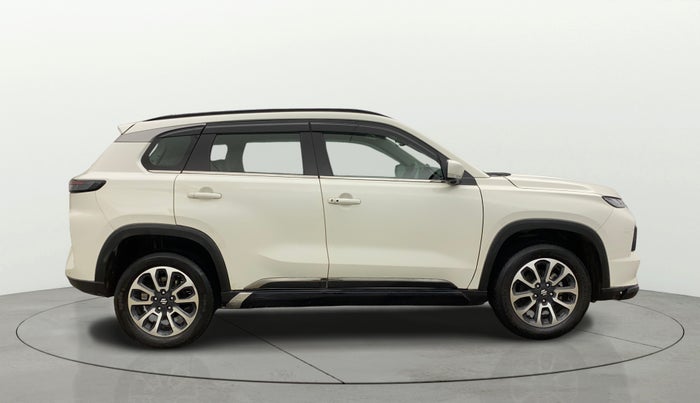 2022 Maruti Grand Vitara ALPHA SMART HYBRID AT, Petrol, Automatic, 17,513 km, Right Side View
