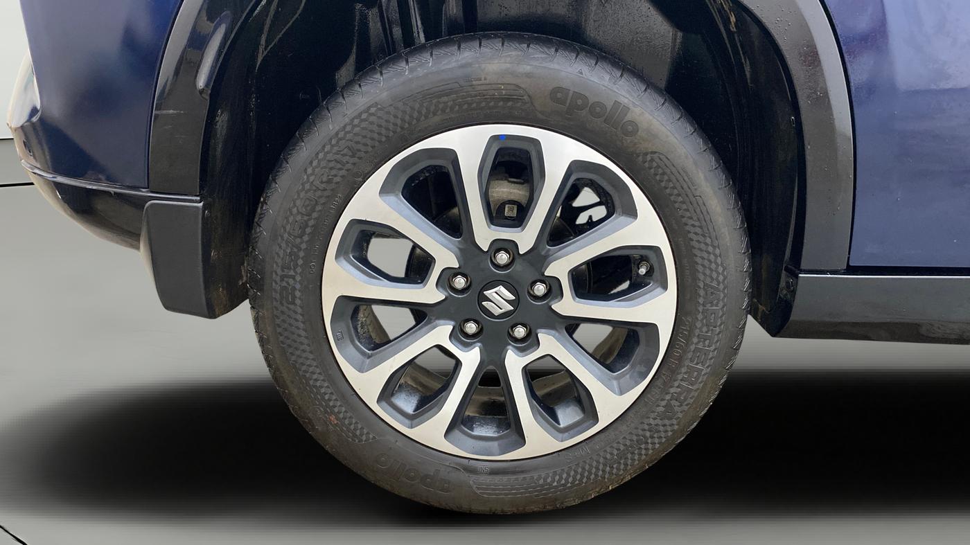 2022 Maruti Grand Vitara ALPHA PLUS HYBRID ECVT, Hybrid, Automatic, 57,560 km, Right Rear Wheel
