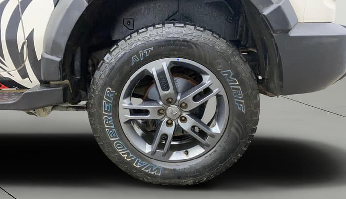 2023 Mahindra Thar LX P 2WD AT HT, Petrol, Automatic, 31,585 km, Left Rear Wheel