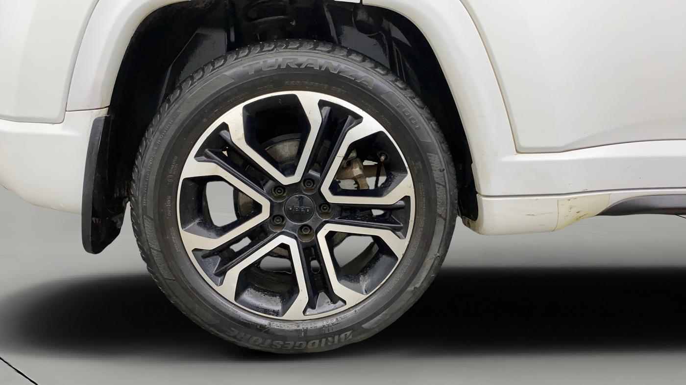 2021 Jeep Compass MODEL S (O) 1.4 PETROL DCT, Petrol, Automatic, 1,24,582 km, Right Rear Wheel