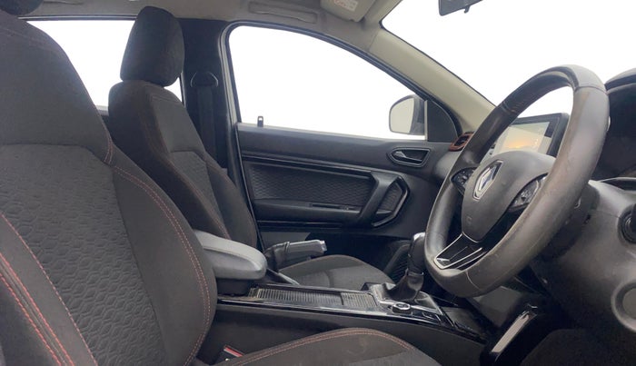 2022 Renault Kiger RXZ AMT, Petrol, Automatic, 48,780 km, Right Side Front Door Cabin